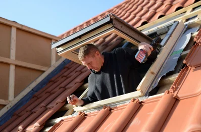 Pose de fenêtres de toit Velux à Saman